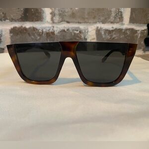 Fendi Way FE40136I Sunglasses 😎